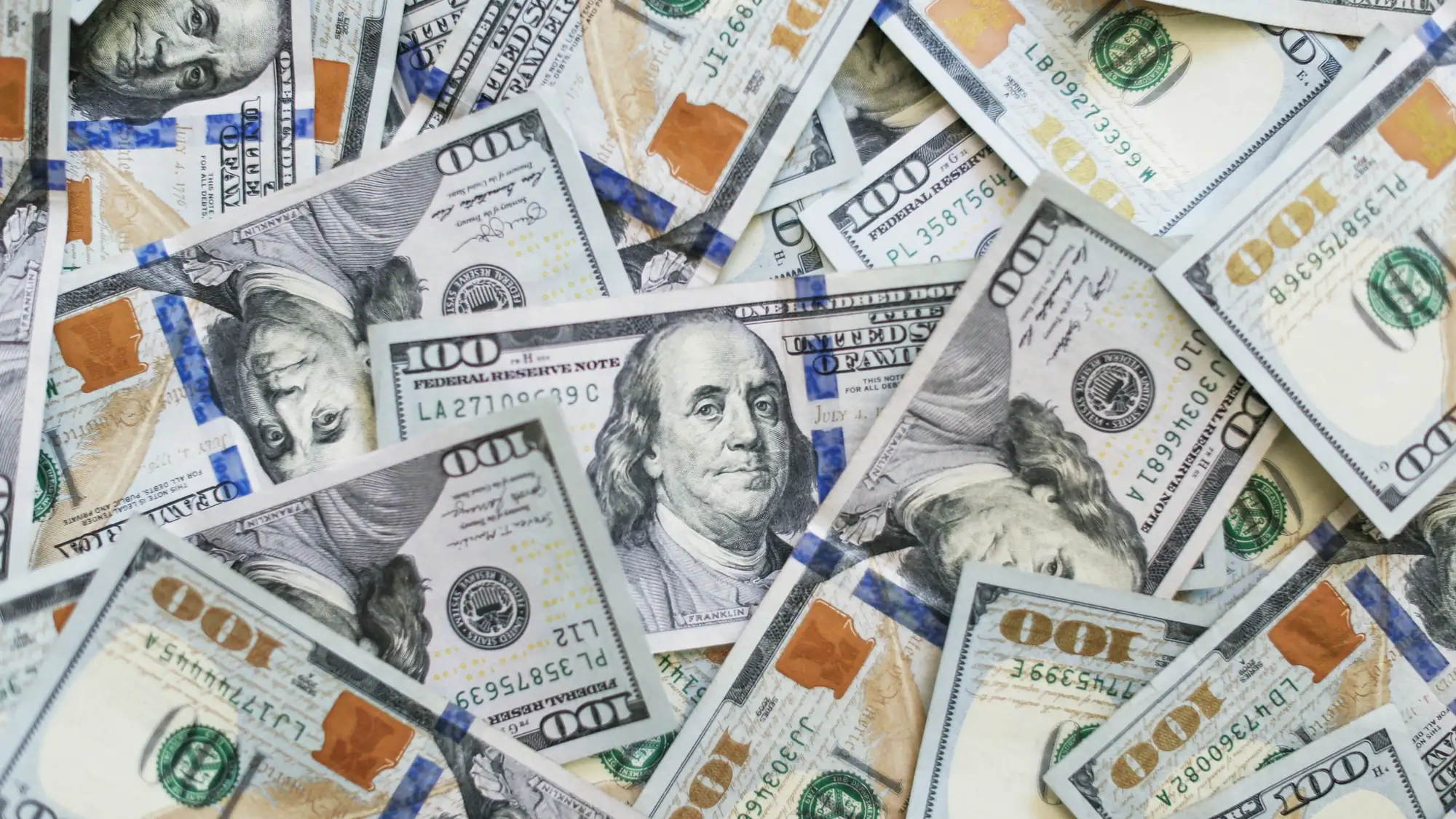 Billetes de cien dólares estadounidenses